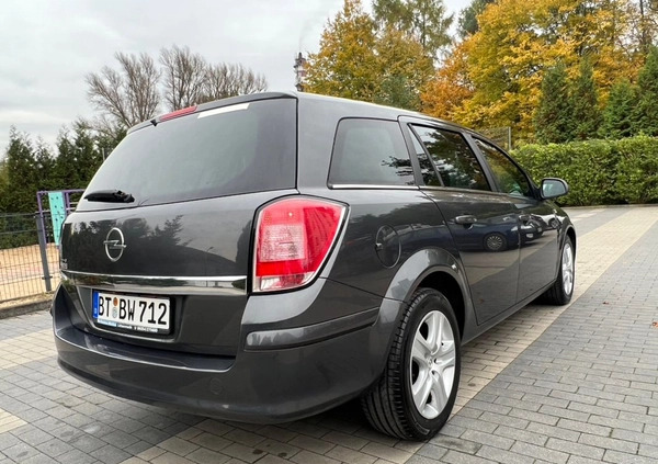 Opel Astra cena 17999 przebieg: 202194, rok produkcji 2010 z Warka małe 781